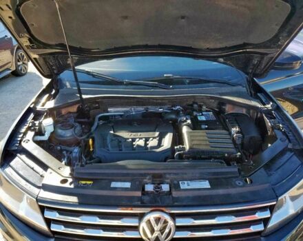 Черный Фольксваген Тигуан, объемом двигателя 0 л и пробегом 88 тыс. км за 4500 $, фото 11 на Automoto.ua