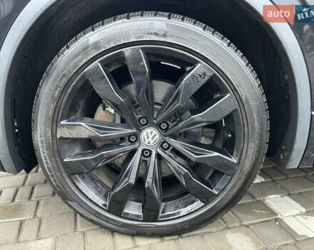 Чорний Фольксваген Тігуан, об'ємом двигуна 1.98 л та пробігом 133 тис. км за 21500 $, фото 9 на Automoto.ua