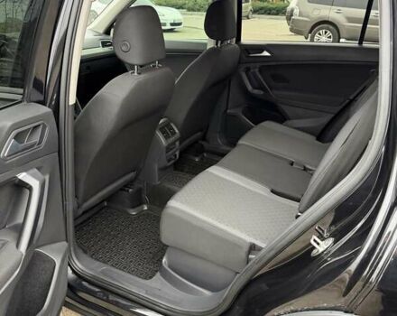 Черный Фольксваген Тигуан, объемом двигателя 2 л и пробегом 55 тыс. км за 21400 $, фото 13 на Automoto.ua