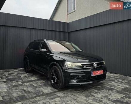 Черный Фольксваген Тигуан, объемом двигателя 2 л и пробегом 199 тыс. км за 31000 $, фото 42 на Automoto.ua