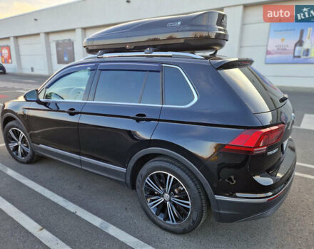 Черный Фольксваген Тигуан, объемом двигателя 1.97 л и пробегом 85 тыс. км за 28800 $, фото 31 на Automoto.ua