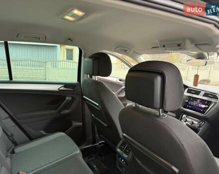 Чорний Фольксваген Тігуан, об'ємом двигуна 2 л та пробігом 228 тис. км за 26900 $, фото 51 на Automoto.ua