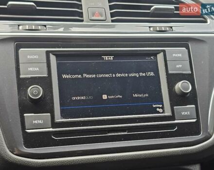 Черный Фольксваген Тигуан, объемом двигателя 2 л и пробегом 106 тыс. км за 18999 $, фото 29 на Automoto.ua