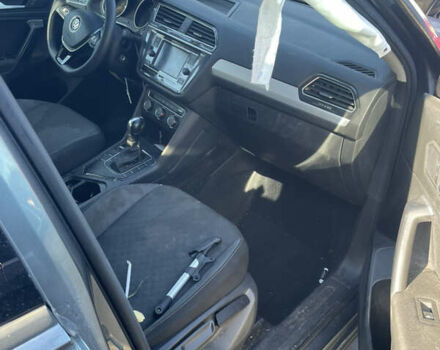 Чорний Фольксваген Тігуан, об'ємом двигуна 2 л та пробігом 79 тис. км за 11500 $, фото 11 на Automoto.ua