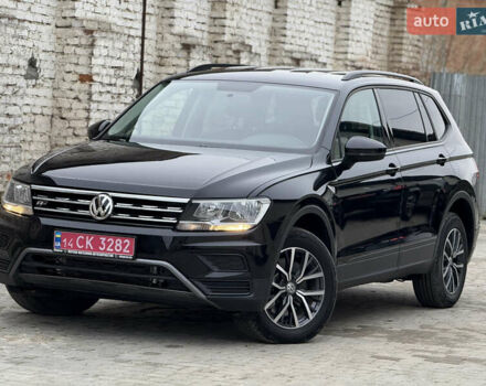 Черный Фольксваген Тигуан, объемом двигателя 1.98 л и пробегом 70 тыс. км за 17400 $, фото 3 на Automoto.ua