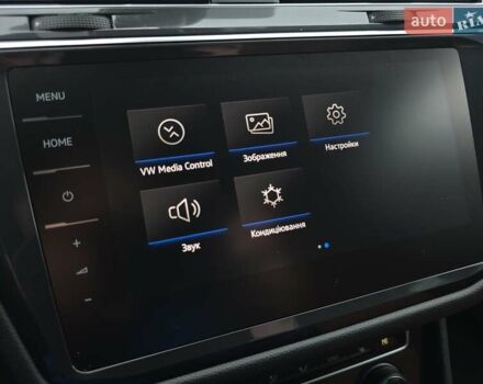 Черный Фольксваген Тигуан, объемом двигателя 2 л и пробегом 199 тыс. км за 31000 $, фото 55 на Automoto.ua