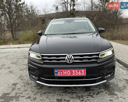 Черный Фольксваген Тигуан, объемом двигателя 2 л и пробегом 227 тыс. км за 24100 $, фото 3 на Automoto.ua