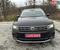 Черный Фольксваген Тигуан, объемом двигателя 2 л и пробегом 227 тыс. км за 24100 $, фото 3 на Automoto.ua