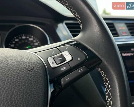 Черный Фольксваген Тигуан, объемом двигателя 2 л и пробегом 53 тыс. км за 24590 $, фото 24 на Automoto.ua