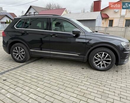 Чорний Фольксваген Тігуан, об'ємом двигуна 2 л та пробігом 228 тис. км за 26900 $, фото 18 на Automoto.ua