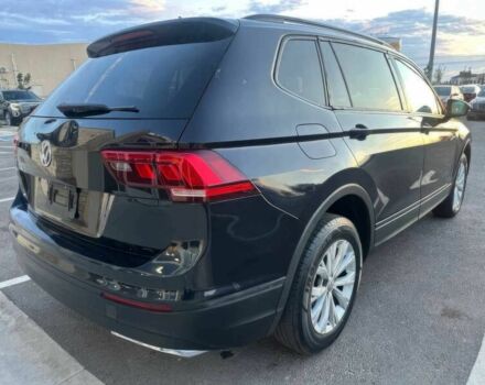 Чорний Фольксваген Тігуан, об'ємом двигуна 2 л та пробігом 44 тис. км за 15500 $, фото 5 на Automoto.ua