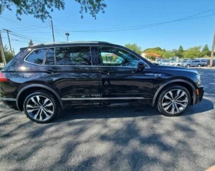 Черный Фольксваген Тигуан, объемом двигателя 2 л и пробегом 30 тыс. км за 19200 $, фото 7 на Automoto.ua