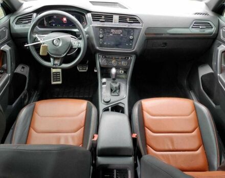 Черный Фольксваген Тигуан, объемом двигателя 2 л и пробегом 28 тыс. км за 5000 $, фото 7 на Automoto.ua