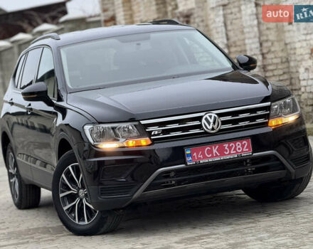 Черный Фольксваген Тигуан, объемом двигателя 1.98 л и пробегом 70 тыс. км за 17400 $, фото 8 на Automoto.ua