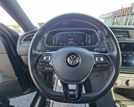 Черный Фольксваген Тигуан, объемом двигателя 2 л и пробегом 45 тыс. км за 11000 $, фото 11 на Automoto.ua