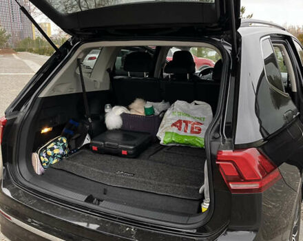 Черный Фольксваген Тигуан, объемом двигателя 1.98 л и пробегом 80 тыс. км за 21900 $, фото 9 на Automoto.ua