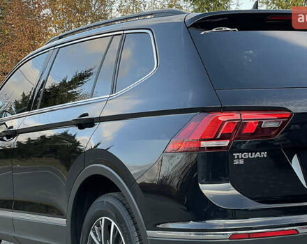 Черный Фольксваген Тигуан, объемом двигателя 2 л и пробегом 170 тыс. км за 18799 $, фото 48 на Automoto.ua