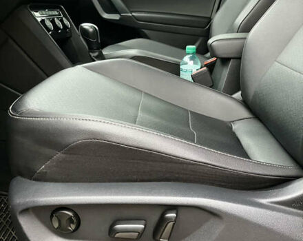 Черный Фольксваген Тигуан, объемом двигателя 1.98 л и пробегом 80 тыс. км за 21900 $, фото 11 на Automoto.ua