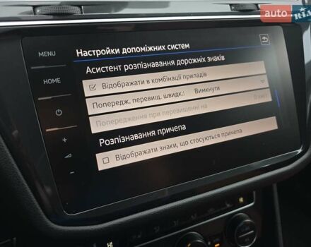 Черный Фольксваген Тигуан, объемом двигателя 2 л и пробегом 199 тыс. км за 31000 $, фото 63 на Automoto.ua