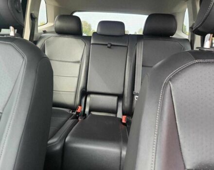 Чорний Фольксваген Тігуан, об'ємом двигуна 2 л та пробігом 80 тис. км за 4000 $, фото 9 на Automoto.ua