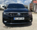 Чорний Фольксваген Тігуан, об'ємом двигуна 1.97 л та пробігом 25 тис. км за 40000 $, фото 3 на Automoto.ua