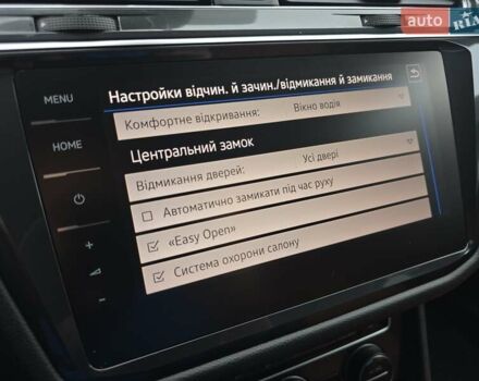 Черный Фольксваген Тигуан, объемом двигателя 2 л и пробегом 199 тыс. км за 31000 $, фото 58 на Automoto.ua