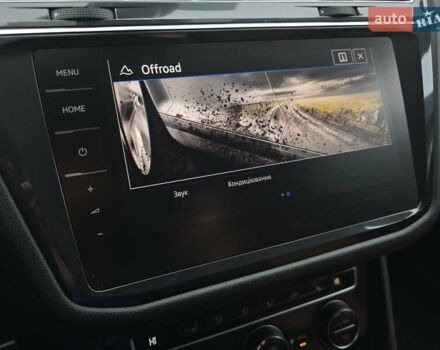 Черный Фольксваген Тигуан, объемом двигателя 2 л и пробегом 199 тыс. км за 31000 $, фото 52 на Automoto.ua