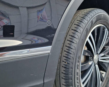 Черный Фольксваген Тигуан, объемом двигателя 1.97 л и пробегом 85 тыс. км за 28800 $, фото 19 на Automoto.ua