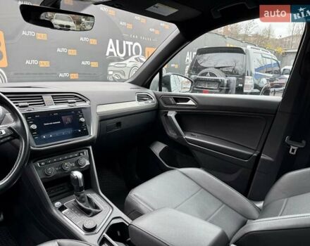 Чорний Фольксваген Тігуан, об'ємом двигуна 1.98 л та пробігом 141 тис. км за 24700 $, фото 13 на Automoto.ua