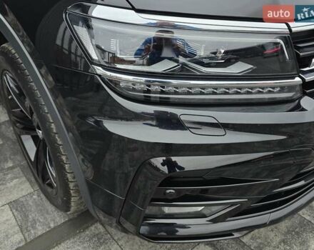 Черный Фольксваген Тигуан, объемом двигателя 2 л и пробегом 199 тыс. км за 31000 $, фото 26 на Automoto.ua