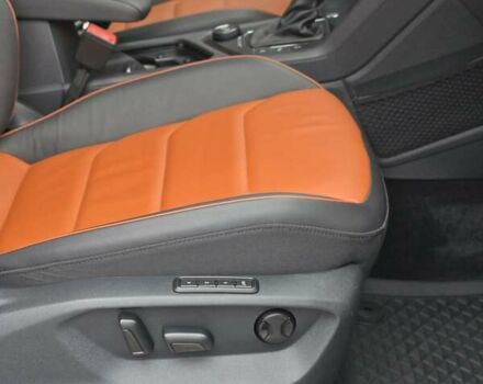 Черный Фольксваген Тигуан, объемом двигателя 2 л и пробегом 199 тыс. км за 31000 $, фото 108 на Automoto.ua