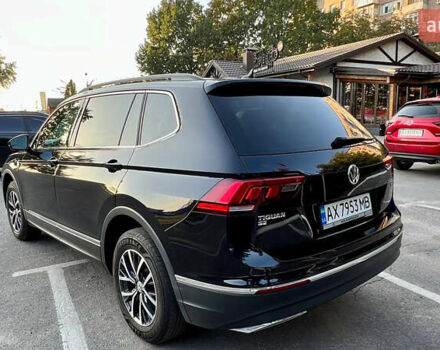 Чорний Фольксваген Тігуан, об'ємом двигуна 1.98 л та пробігом 41 тис. км за 22500 $, фото 3 на Automoto.ua