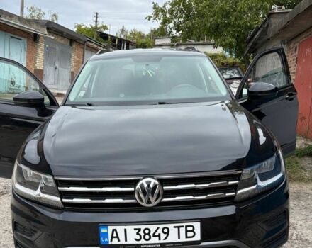 Черный Фольксваген Тигуан, объемом двигателя 2 л и пробегом 116 тыс. км за 25000 $, фото 1 на Automoto.ua