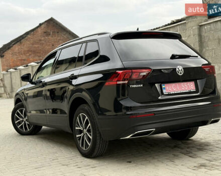 Черный Фольксваген Тигуан, объемом двигателя 1.98 л и пробегом 70 тыс. км за 17900 $, фото 12 на Automoto.ua
