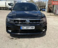 Чорний Фольксваген Тігуан, об'ємом двигуна 1.97 л та пробігом 25 тис. км за 40000 $, фото 2 на Automoto.ua