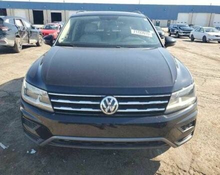 Черный Фольксваген Тигуан, объемом двигателя 2 л и пробегом 64 тыс. км за 4000 $, фото 4 на Automoto.ua