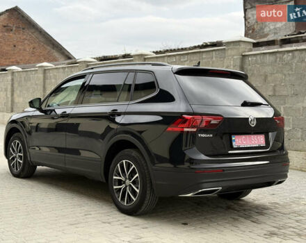 Черный Фольксваген Тигуан, объемом двигателя 1.98 л и пробегом 70 тыс. км за 17900 $, фото 27 на Automoto.ua