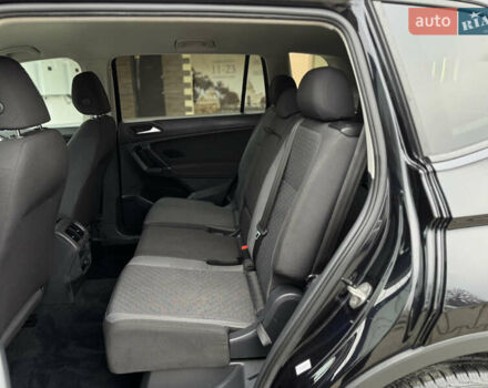 Черный Фольксваген Тигуан, объемом двигателя 2 л и пробегом 232 тыс. км за 14300 $, фото 30 на Automoto.ua