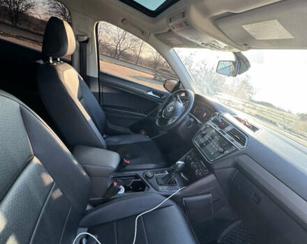 Черный Фольксваген Тигуан, объемом двигателя 2 л и пробегом 160 тыс. км за 21000 $, фото 15 на Automoto.ua