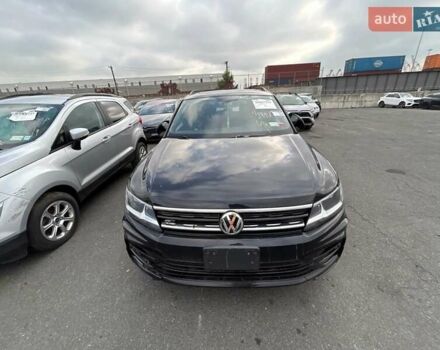 Черный Фольксваген Тигуан, объемом двигателя 1.98 л и пробегом 72 тыс. км за 15900 $, фото 2 на Automoto.ua