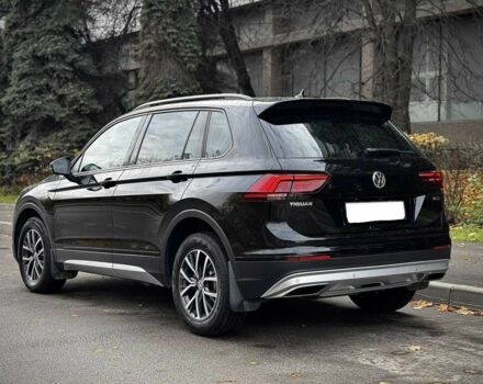 Чорний Фольксваген Тігуан, об'ємом двигуна 2 л та пробігом 134 тис. км за 22000 $, фото 5 на Automoto.ua
