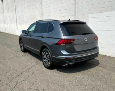 Черный Фольксваген Тигуан, объемом двигателя 2 л и пробегом 41 тыс. км за 4950 $, фото 6 на Automoto.ua