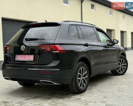 Черный Фольксваген Тигуан, объемом двигателя 1.98 л и пробегом 70 тыс. км за 17900 $, фото 20 на Automoto.ua