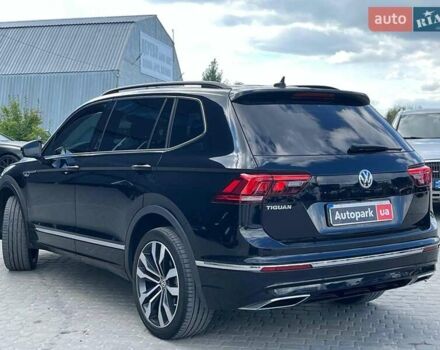 Черный Фольксваген Тигуан, объемом двигателя 2 л и пробегом 53 тыс. км за 24590 $, фото 8 на Automoto.ua