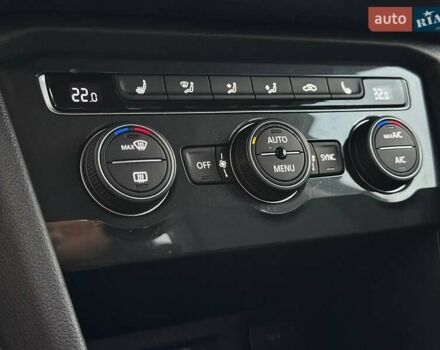 Черный Фольксваген Тигуан, объемом двигателя 2 л и пробегом 81 тыс. км за 19990 $, фото 28 на Automoto.ua