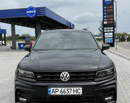 Черный Фольксваген Тигуан, объемом двигателя 1.97 л и пробегом 110 тыс. км за 33500 $, фото 1 на Automoto.ua