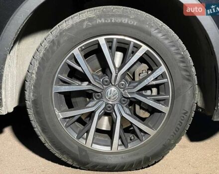 Черный Фольксваген Тигуан, объемом двигателя 2 л и пробегом 107 тыс. км за 19900 $, фото 14 на Automoto.ua