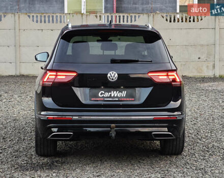 Черный Фольксваген Тигуан, объемом двигателя 2 л и пробегом 177 тыс. км за 32999 $, фото 4 на Automoto.ua