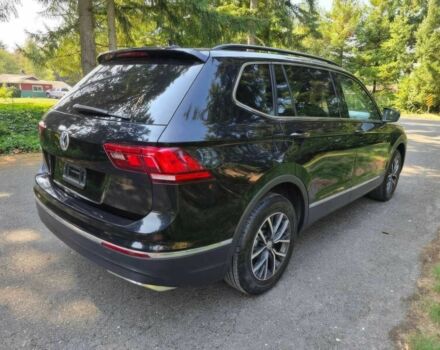 Черный Фольксваген Тигуан, объемом двигателя 2 л и пробегом 42 тыс. км за 17200 $, фото 4 на Automoto.ua