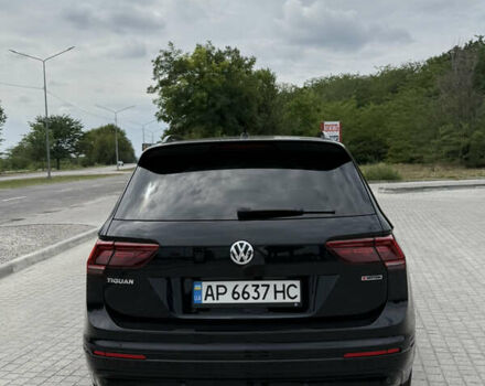 Черный Фольксваген Тигуан, объемом двигателя 1.97 л и пробегом 110 тыс. км за 33500 $, фото 4 на Automoto.ua